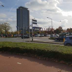 Ruim 1000 trekkers, opgesteld rond het provinciehuis in Den Bosch.