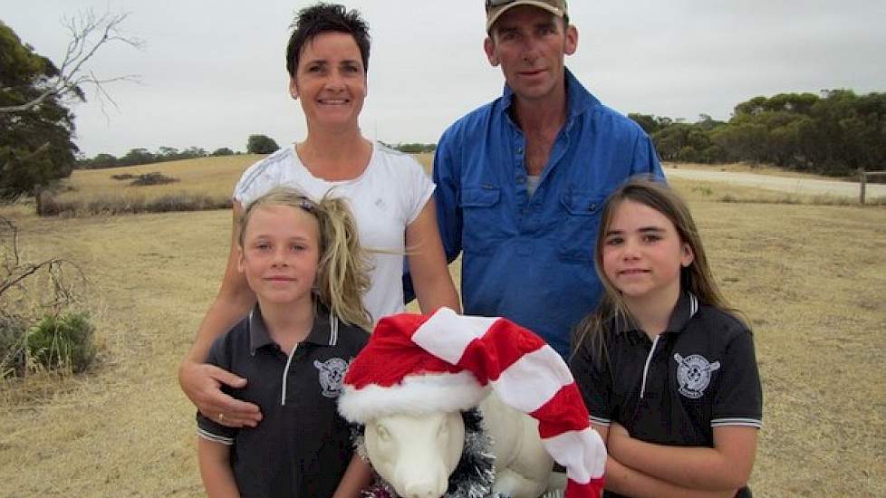 In Australië noemen ze hem geen Sander maar Alex, afgeleid van zijn tweede naam Alexander. Dit omdat Sander in het Engels een schuurmachine is. Sander en Jetty hebben twee dochters: Britt (9) en Anouck (7).