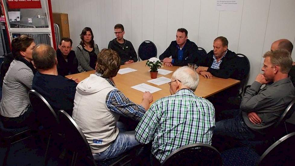 Elanco - Een dierdagdosering van minder dan 1 is voor iedere varkenshouder haalbaar – De aanwezige varkenshouders vinden een dierdagdosering van minder dan 1 geen doel op zich. „De doelstelling is de boel zo gezond mogelijk te houden.” Een andere varkensh