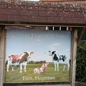 Richard en Yvonne Hegeman hebben een gemengd bedrijf met 120 melkkoeien, bijbehorend jongvee en vleesvarkens. Na de uitbreiding kunnen ze 2.200 vleesvarkens houden. De meeste werkzaamheden doet Richard zelf. Ook werken er regelmatig stagiaires mee op hun