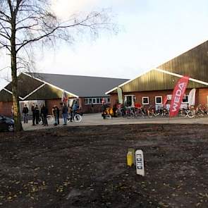 Zaterdag 28 november hield Van de Wolfshaar een open dag voor varkenshouders en geïnteresseerden uit de buurt. Ongeveer 800 bezoekers namen een kijkje in de nieuwe stallen.